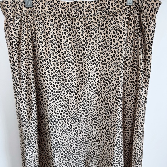 Leith Leopard Midi Satin Skirt Sz Large - Picture 6 of 11